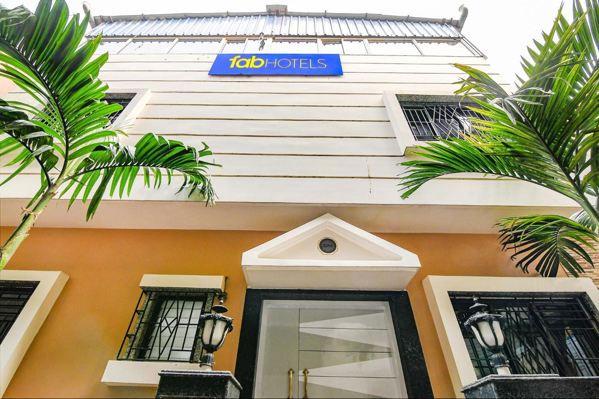 Fabexpress Scholer Motel Calcutta Exterior foto